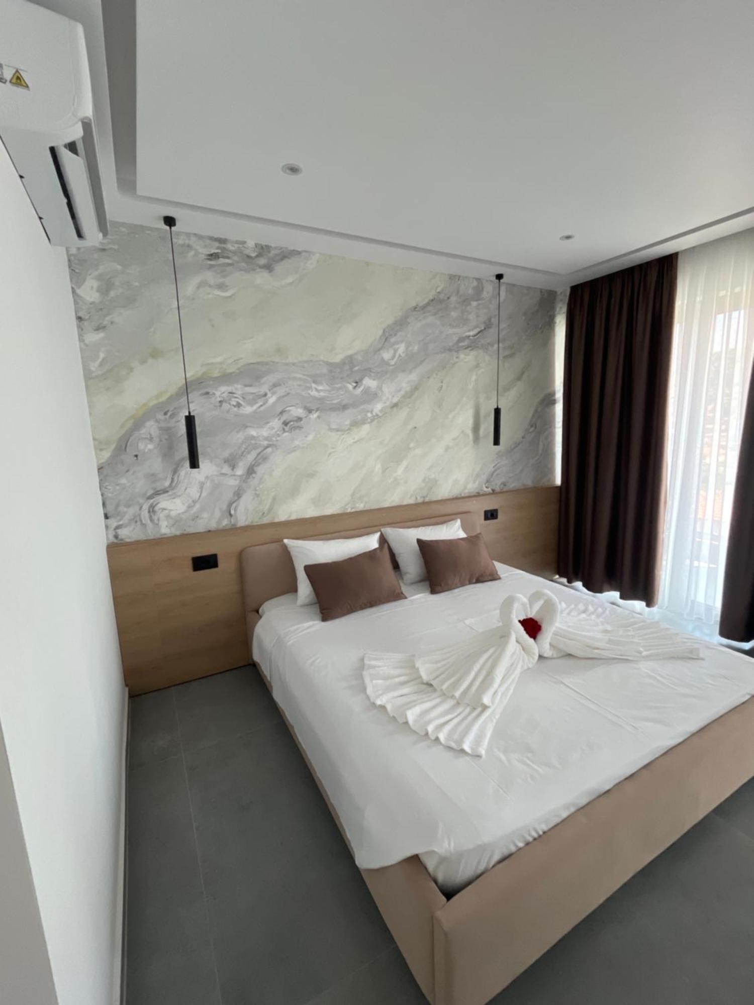 Bed and Breakfast Sun George Himarë Exteriér fotografie