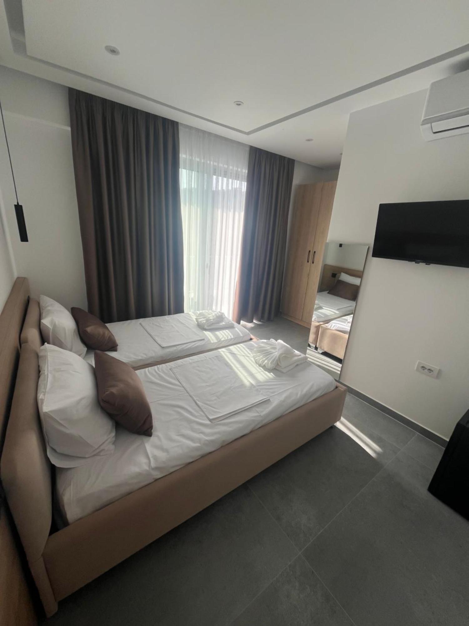 Bed and Breakfast Sun George Himarë Exteriér fotografie